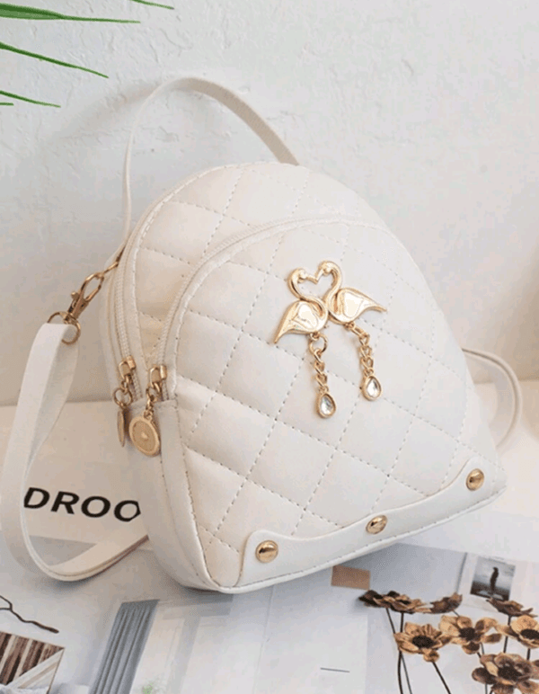 A Mini Quilted Backpack, A Mini Swan Hardware Decoration Small School Bag, Very Suitable For Travel, Shopping. School Bag,S Bag,S Backpack,Mini Backpack,Bag School,School Backpack, Bag,School Bag S,
