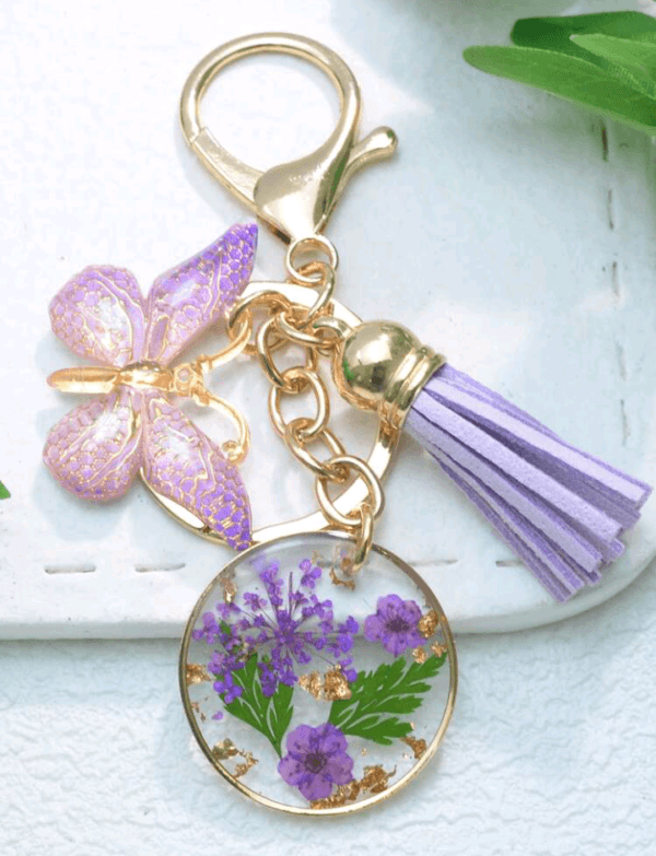 New Arrival Alloy & Resin White/Pink Daisy Dried Flower Keychain For Women's Bag/Car, Mother's Day Gift, Butterfly Tassel Decoration Keyring