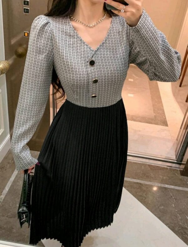 Women's V-Neck Plaid Print Button Front Splice Casual Long Sleeve Midi Dress - Image 2