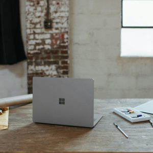 surface-Lszky6odA6I-unsplash (1)